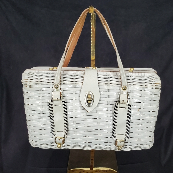 Vintage Handbags - Vintage White Wicker Purse Leather Handles & Accents Made in Hong Kong